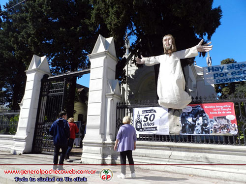 Imagen de la nota: La parroquia festejo sus primeros 50 años de vida