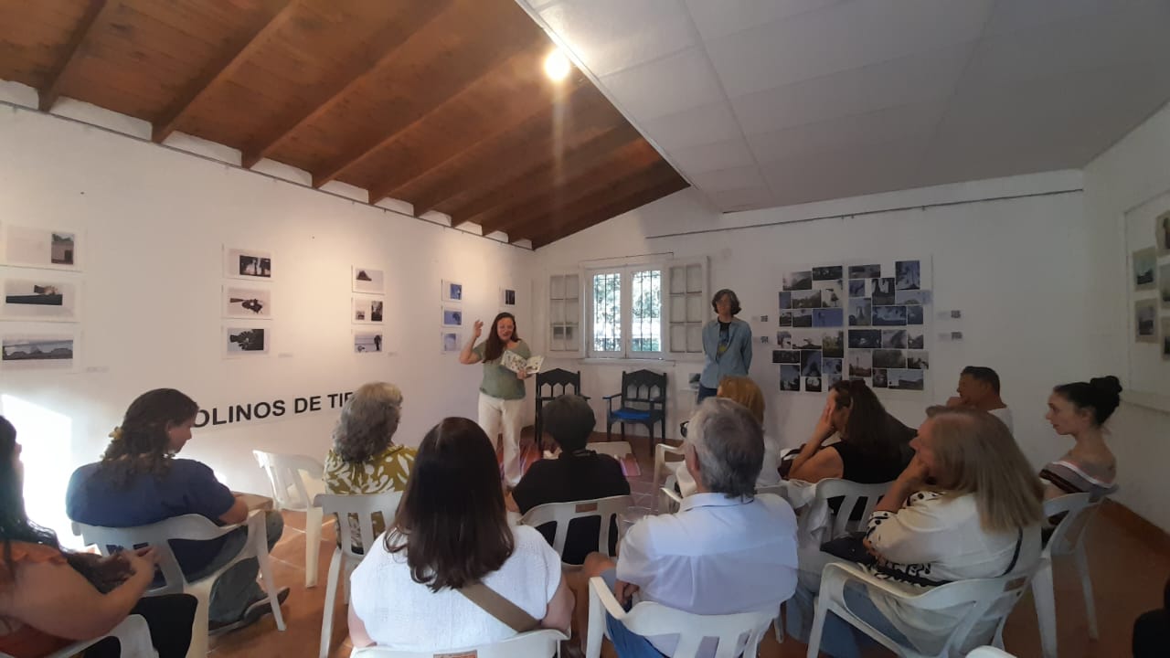 Imagen de la nota: Molinos de Tiempo: Dos fotolibros que destacan los molinos de Pacheco y El Talar