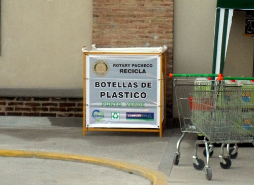Imagen de la nota: Campaña del Rotary Club para reciclar botellas de plástico